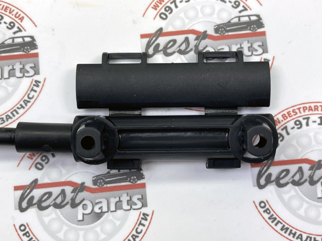 LR121817 Land Rover 