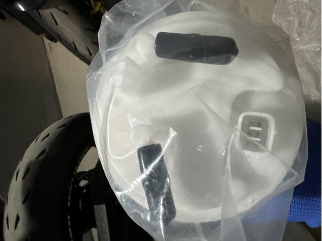 Filtr paliwa Subaru 42072AJ040 cena, od 28,81 USD