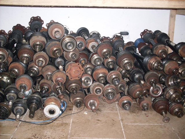 Półoś napędowa przednia lewa VAG 5N0407763F cena, od 147,57 USD