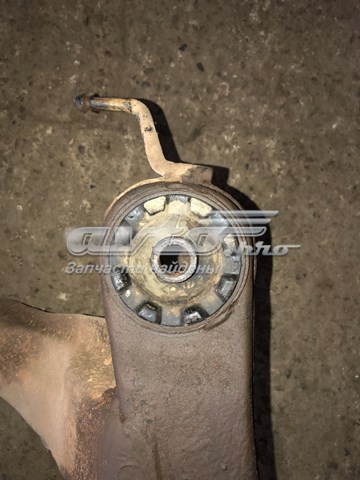 Do koszyka 4010A34105 Ssang Yong Korpus osi przedniej