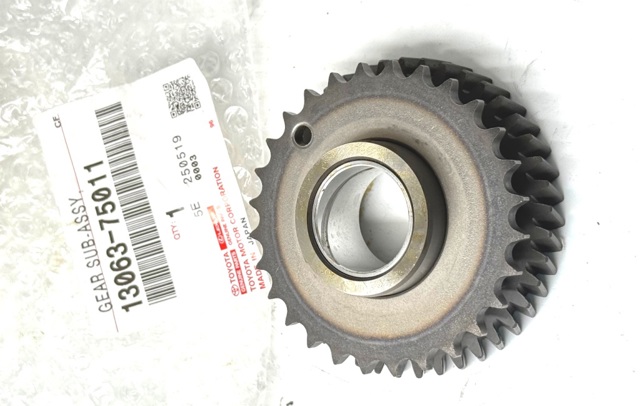  Koło zębatewalcowe wałka rozrządu silnika Toyota FORTUNER 