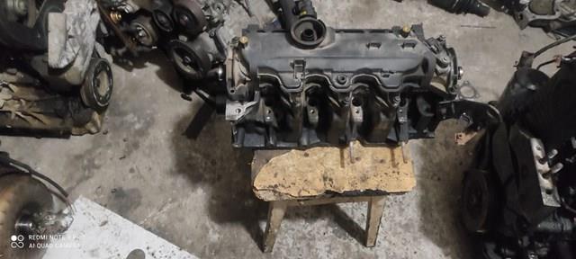 Głowica cylindrów Renault (RVI) 110421067R cena, od 214,23 USD