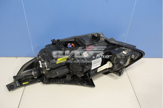 Reflektor prawy Hyundai/Kia 92102D4070 cena, od 203,91 USD