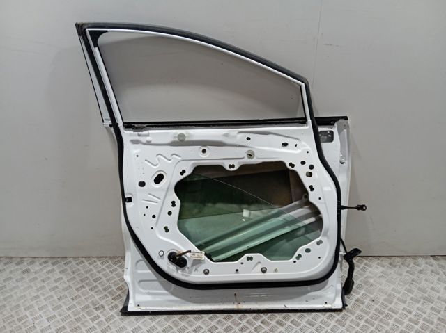 Drzwi przednie lewe Ford 2405130 cena, od 774,67 USD