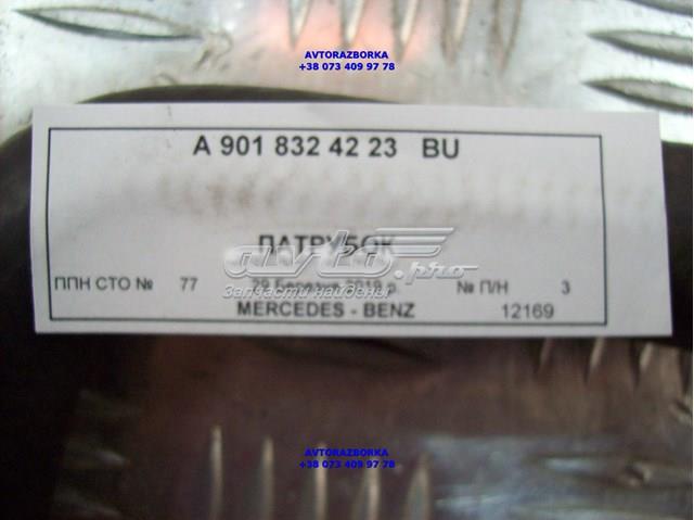 A9018324223 Mercedes przewód chłodnicy ogrzewacza (nagrzewnicy, zwrotny)