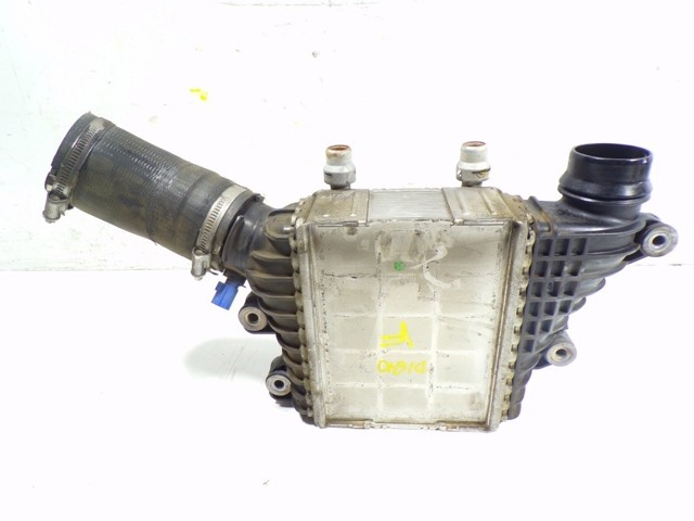 Chłodnica intercoolera Land Rover LR072118