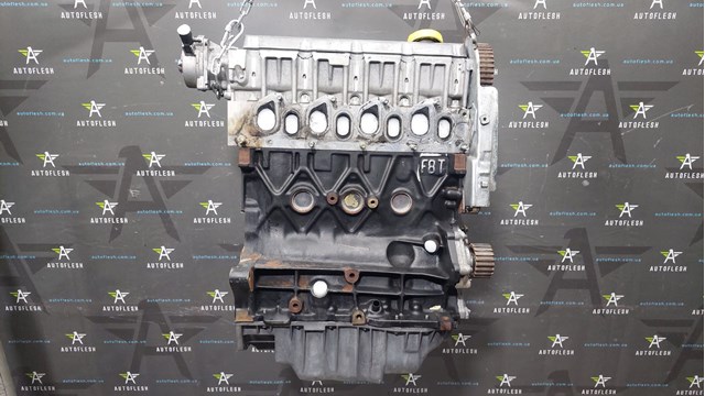  Silnik w komplecie Renault Laguna 1