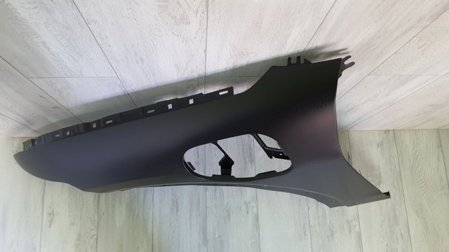  Błotnik przedni lewy Ford Mustang 