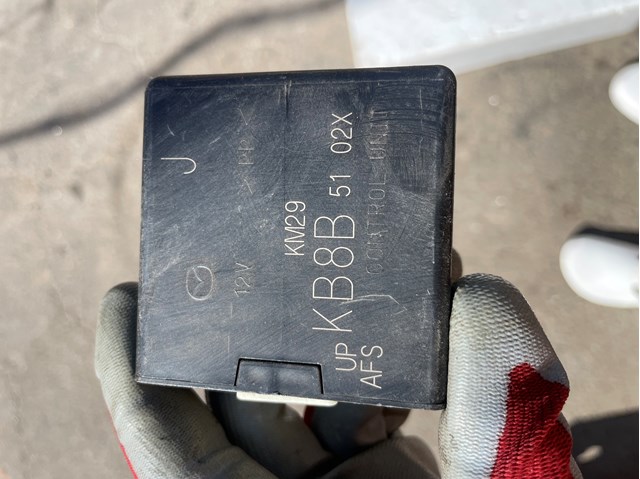 KB8B5102X Mazda 