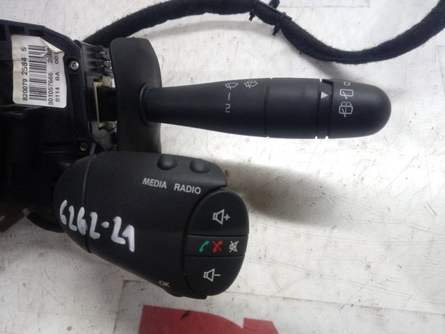 8200792584 Renault (RVI) Przełącznik zespolony prawy