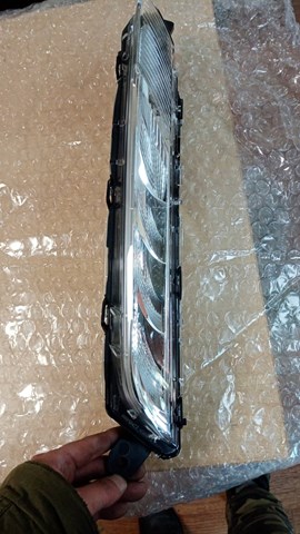 Reflektor do jazdy dziennej lewy 9676036380 Peugeot/Citroen