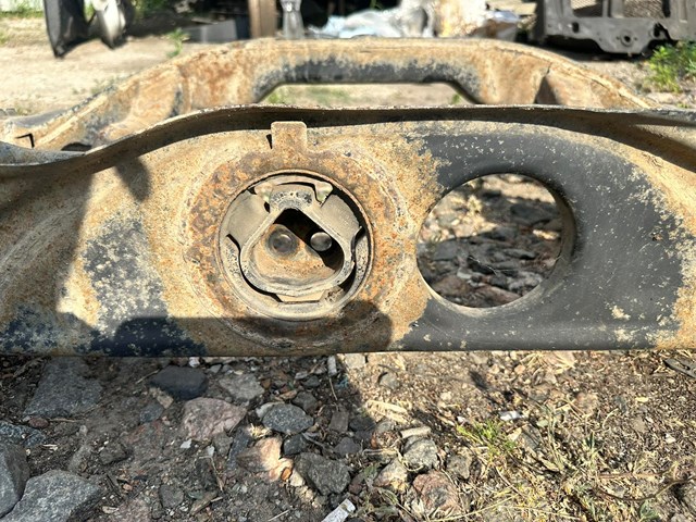 Korpus osi tylnej Lexus RX 300/330/350/400H SUV (U3) (2003 - 2008) cena, od 1070,97 USD