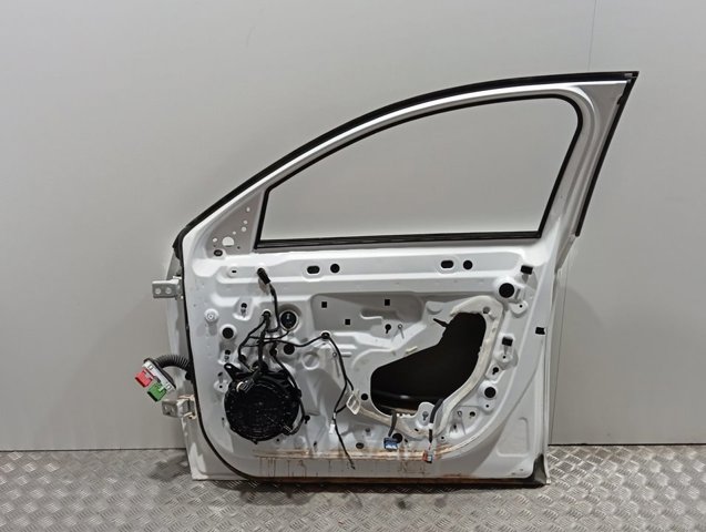  Drzwi przednie prawe Opel Corsa 