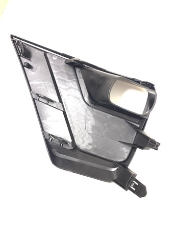 Do koszyka 52030WQ010 Toyota Obrzeże lampy przeciwmgielnej prawej
