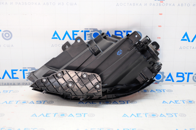 Do koszyka 209981A01A TYC Reflektor prawy