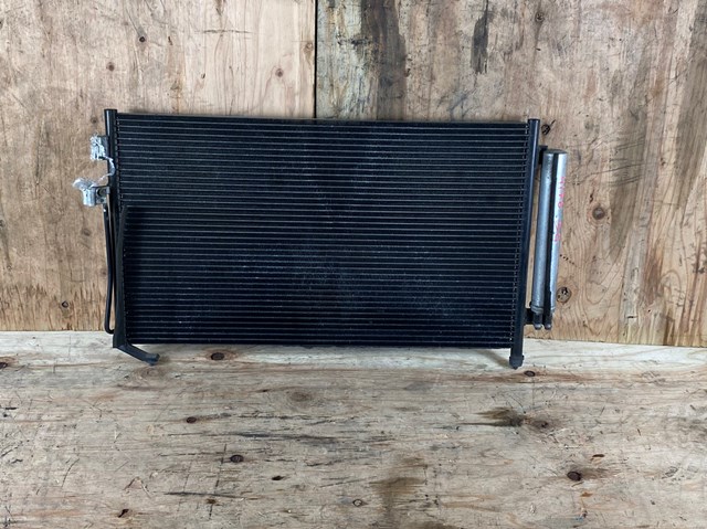 Chłodnica klimatyzacji Subaru 73210SA000