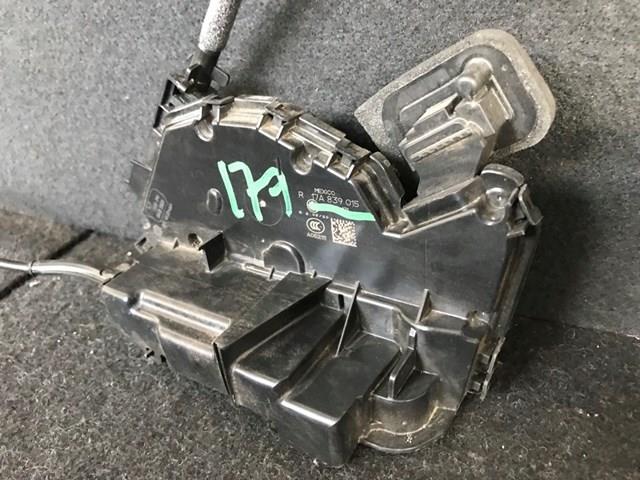 Zamek drzwi tylnych lewych Volkswagen Jetta VII