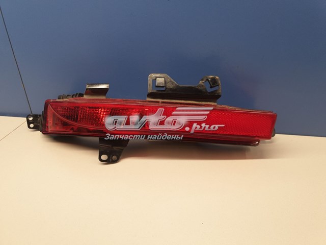 Przednia lampa przeciwmgielna tylna prawa LR102041 Land Rover