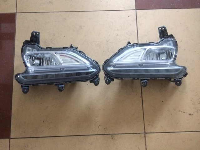 Lampa przeciwmgielna prawa 922022W520 Hyundai/Kia
