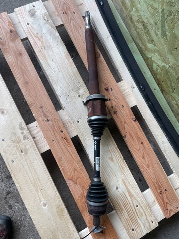 Przegub homokinetyczny wewnętrzny przedni prawy Volvo S80 II sedana (AS, AR) (2006 - 2016) cena, od 126,10 USD