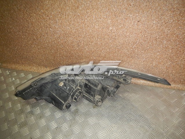 Reflektor prawy Hyundai Sonata VI sedana (YF) (2009 - 2015) cena, od 156,86 USD