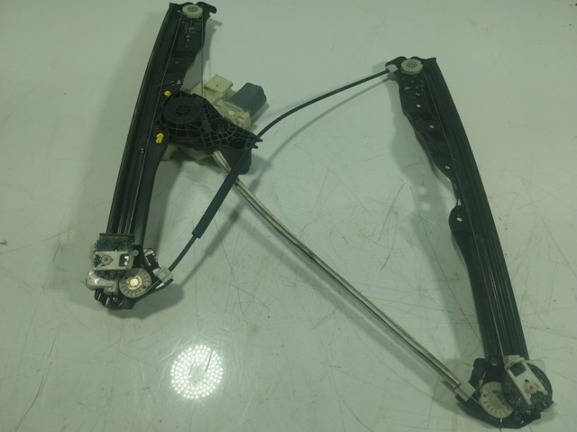 Mechanizm podnoszenia szyby drzwi przednich prawych 9816273080 Peugeot/Citroen