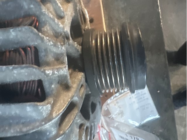 Alternator Ford 2032603 cena, od 102,26 USD