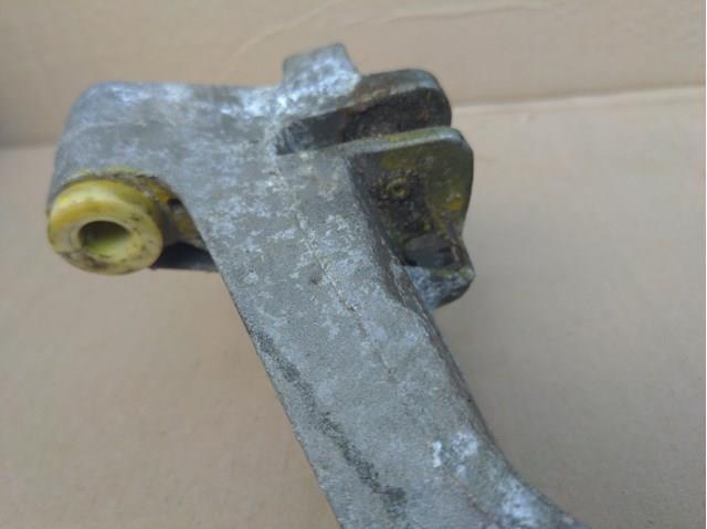 Pedał sprzęgła VAG 8D1721316F cena, od 91,47 USD