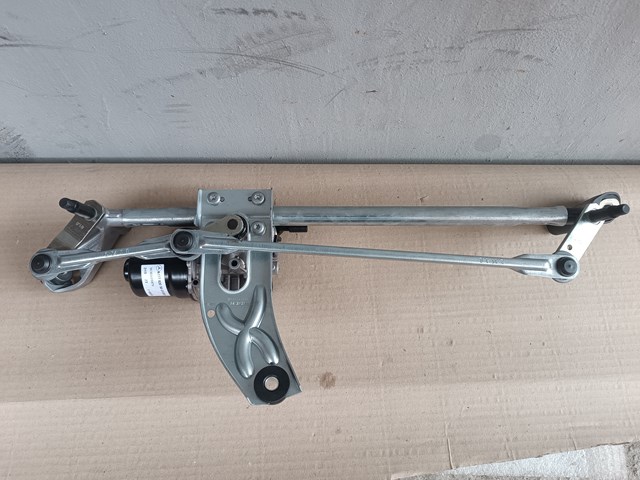 Mechanizm wycieraczek do Mercedes A  W177