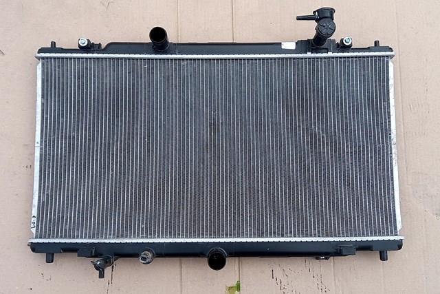 Chłodnica silnika PEDD15200B Mazda