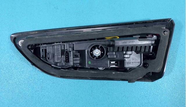 Lampa zespolona tylna lewa wewnętrzna General Motors 39032994 cena, od 78,32 USD