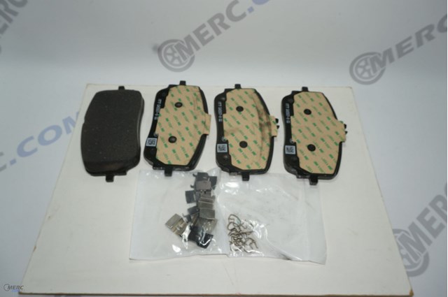 A0004206803 Mercedes Klocki hamulcowe przednie tarczowe