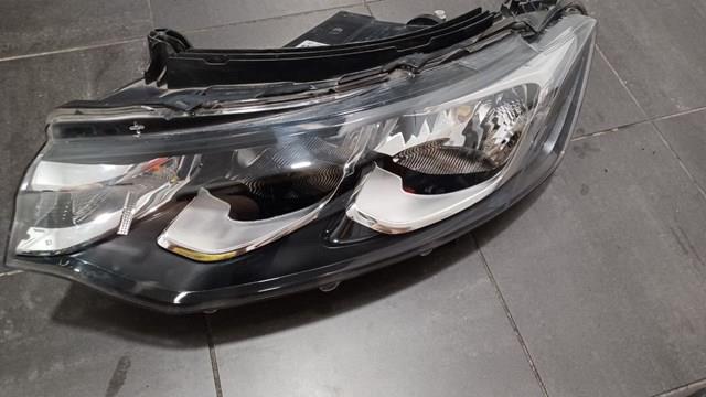 Do koszyka 9817298480 Peugeot/Citroen Reflektor lewy
