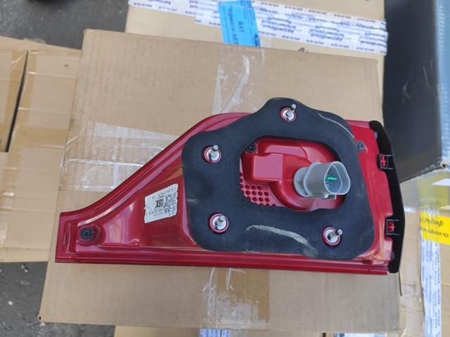 Do koszyka 92406F1601 Hyundai/Kia Lampa zespolona tylna prawa wewnętrzna