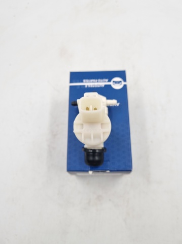 Q3750018 Q-fix Pompka spryskiwacza szyby przedniej/tylnej