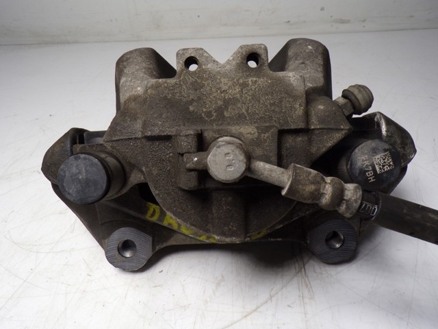 LR061369 Land Rover Zacisk hamulcowy przedni prawy