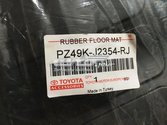 Do koszyka Dywaniki przód+tył, komplet Toyota Land Cruiser PRADO J150