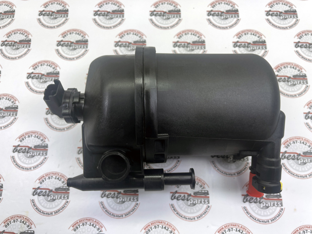 Do koszyka LR152584 Land Rover Filtr paliwa