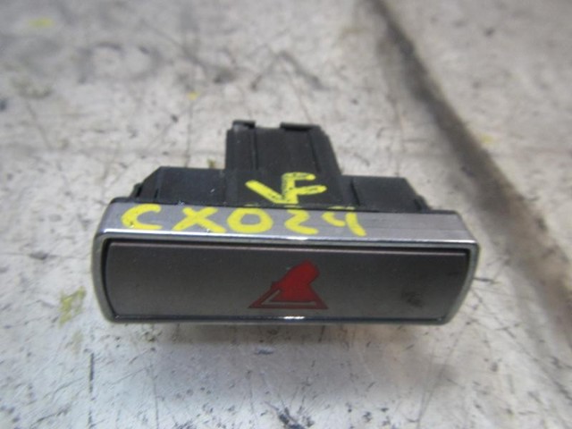 Przycisk włączania światła awaryjnego Ford Mondeo IV