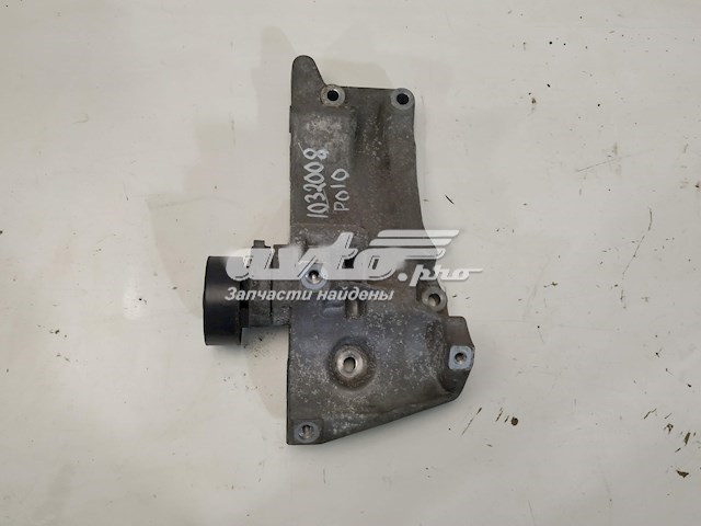  Wspornik alternatora Audi A2 