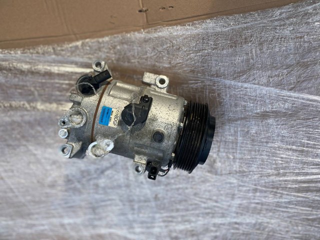 Sprężarka klimatyzacji Mazda BDGF61450 cena, od 354,24 USD