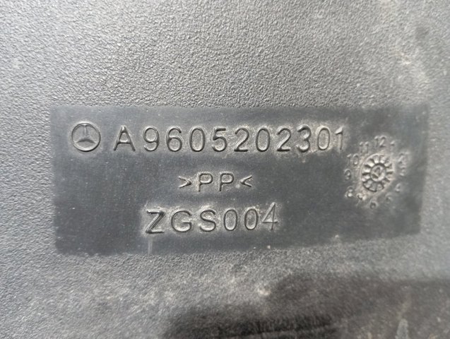 A0040946904 Mercedes Filtr powietrza