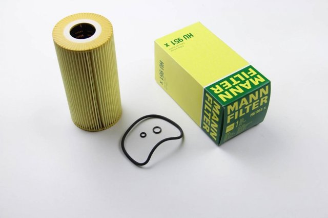 Filtr oleju Mann-Filter HU951X cena, od 9,68 USD