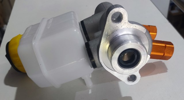 Główny cylinder hamulców FSO 426505 cena, od 44,15 USD