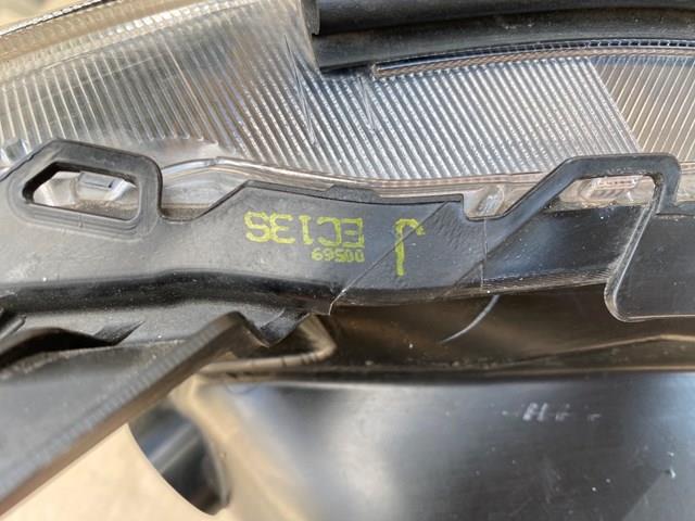 Reflektor lewy 8117042542 Toyota