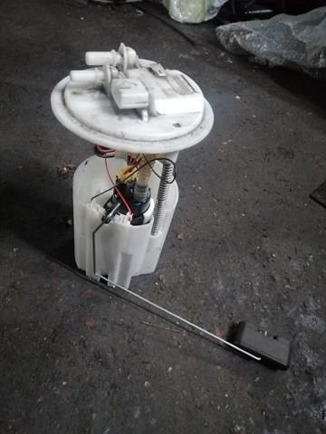 Moduł pompy paliwowej z czujnikiem poziomu paliwa Renault (RVI) 172028171R