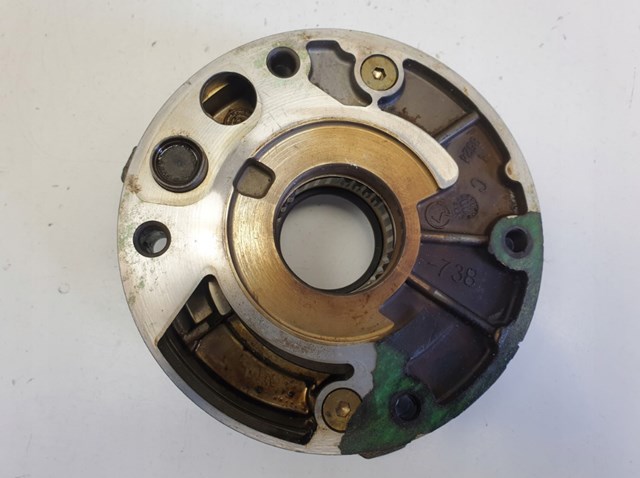 Do koszyka Pompa oleju Volvo XC70 CROSS COUNTRY SZ, LZ