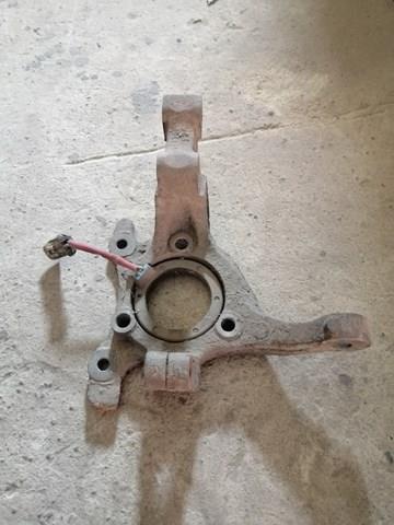 Czop (zwrotnica) przedni prawy General Motors 90498809 cena, od 61,29 USD