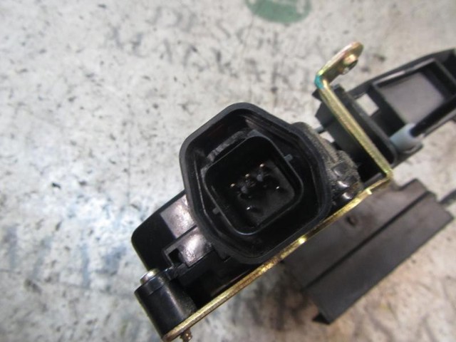 Zamek drzwi przednich lewych KIA Rio II hatchback (JB) (2005 - 2011) cena, od 90,60 USD