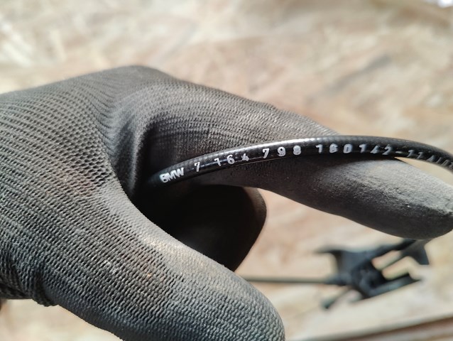 Linka otwierania maski BMW 51237164798